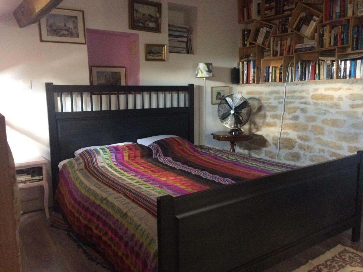 Gite Chambre De La Tante Camille - Les Filles Tresy Passenans Exterior foto